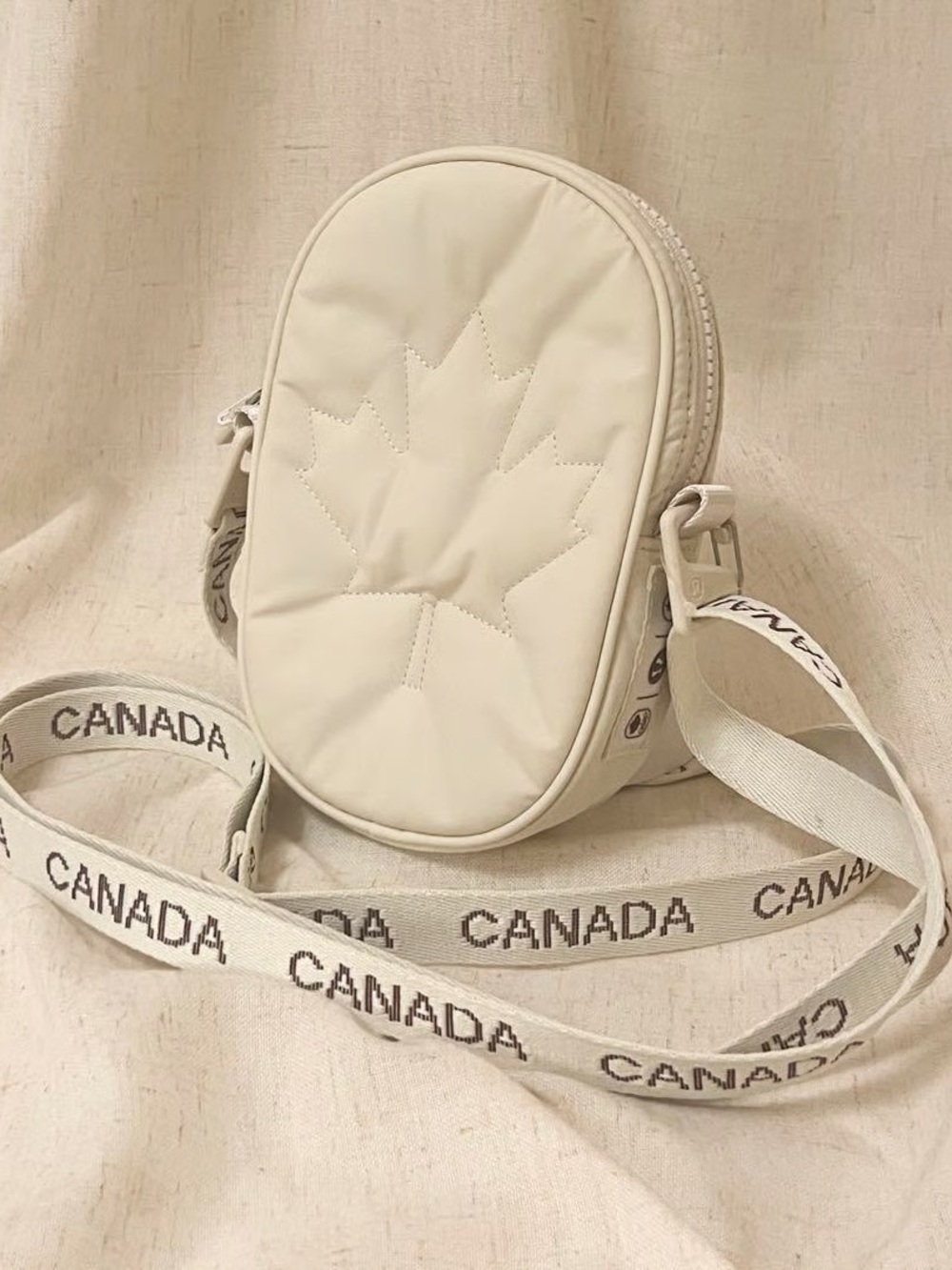 🍁❤️Lululemon team Canada 🍁 Cream Crossbody Bag with Maple Leaf Emboss